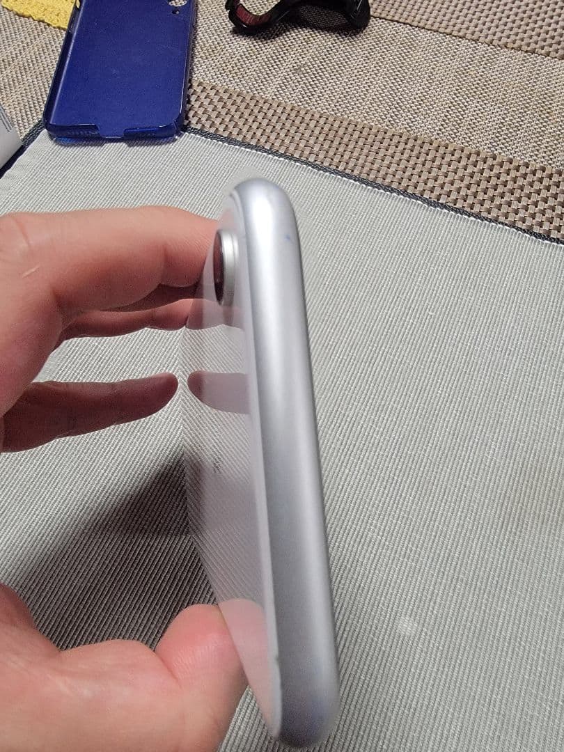 ヨ*シ様 Apple iPhone XR 64GB 超美品 箱無純正バッテリー7