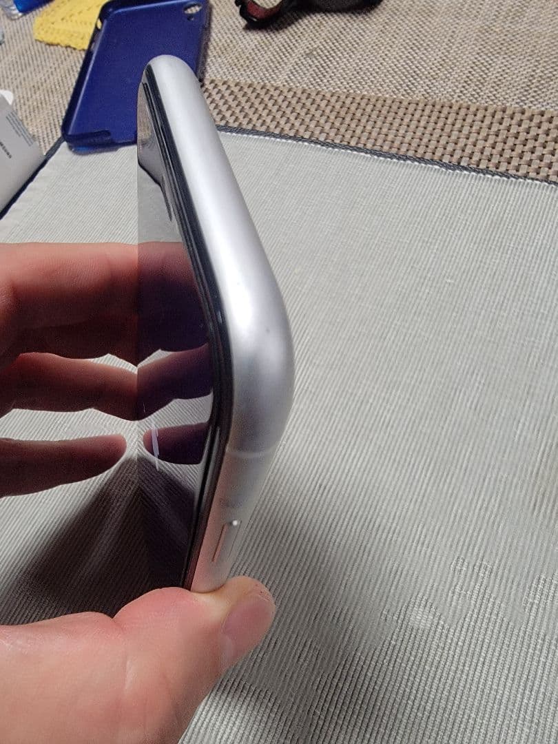 ヨ*シ様 Apple iPhone XR 64GB 超美品 箱無純正バッテリー7