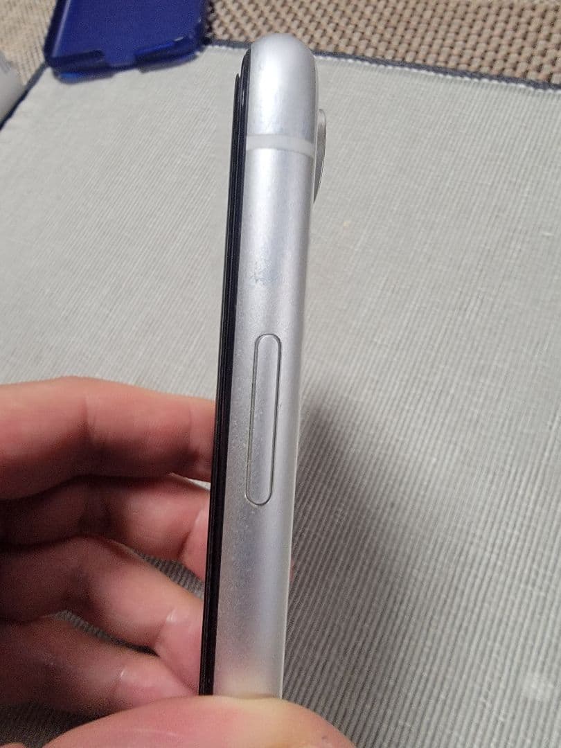 ヨ*シ様 Apple iPhone XR 64GB 超美品 箱無純正バッテリー7