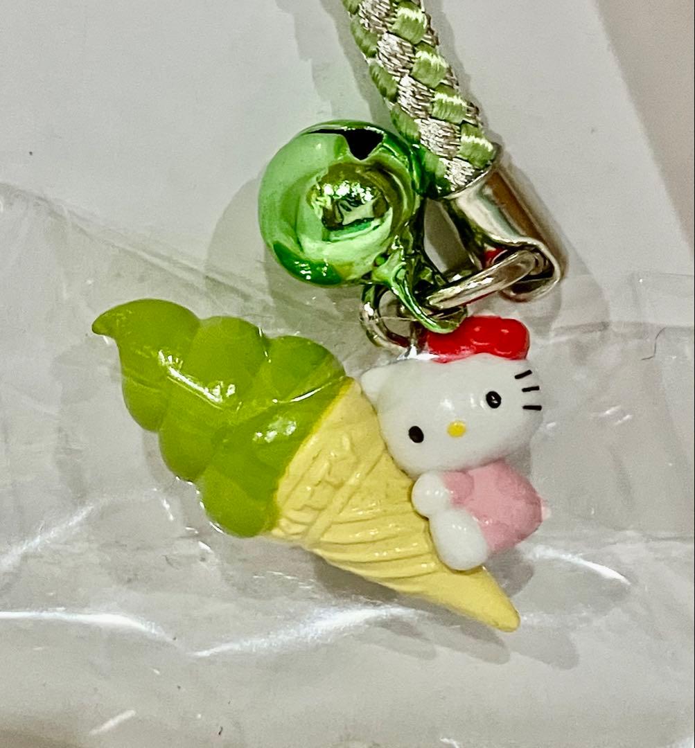 d*9様 ハローキティ 根付 ストラップ ソフトクリームバージョン 2種セット最