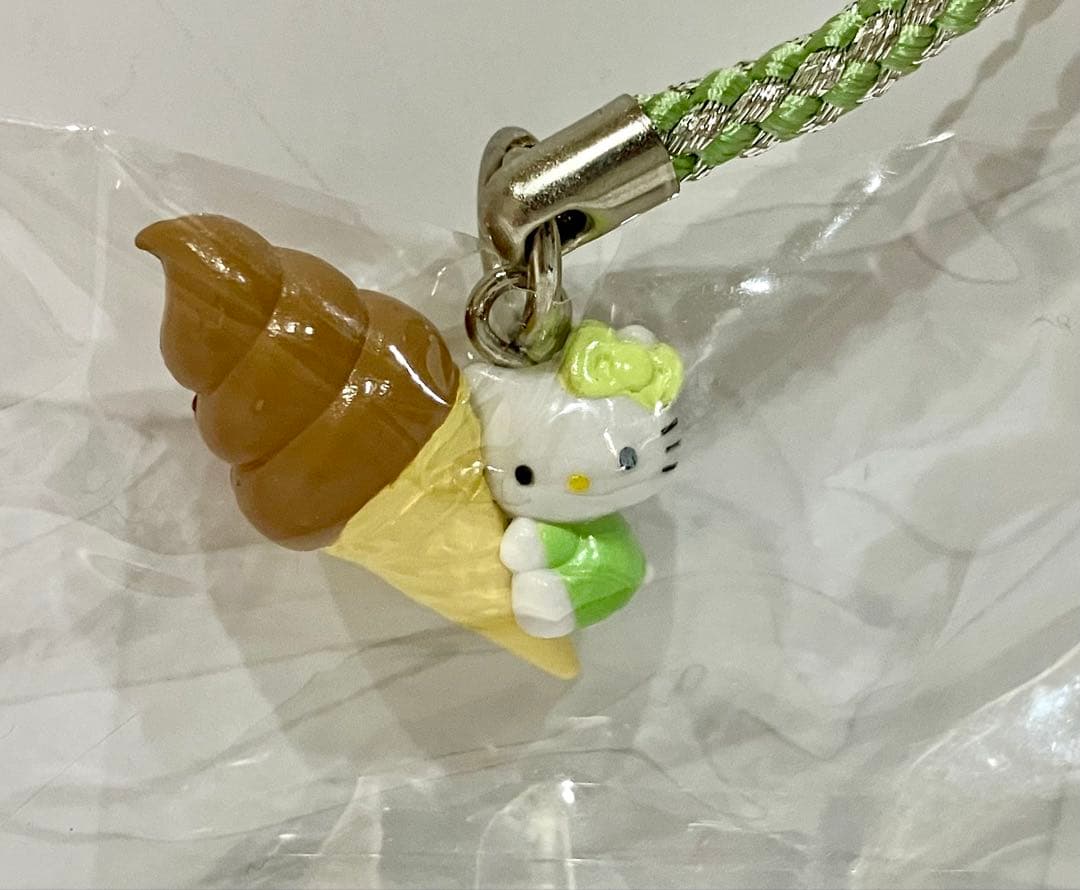 d*9様 ハローキティ 根付 ストラップ ソフトクリームバージョン 2種セット最