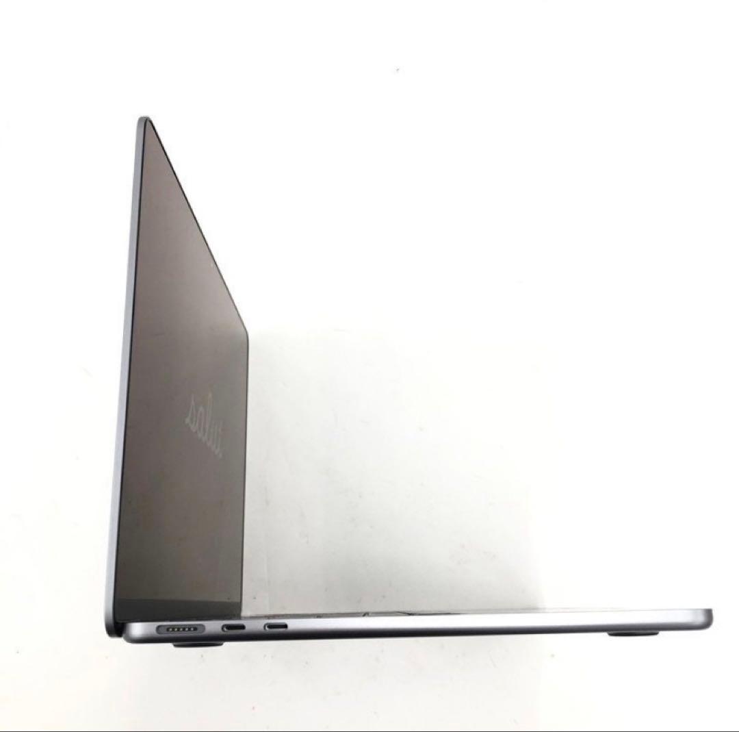 M2チップ搭載 13インチ MacBook Air 16GB SSD256GB