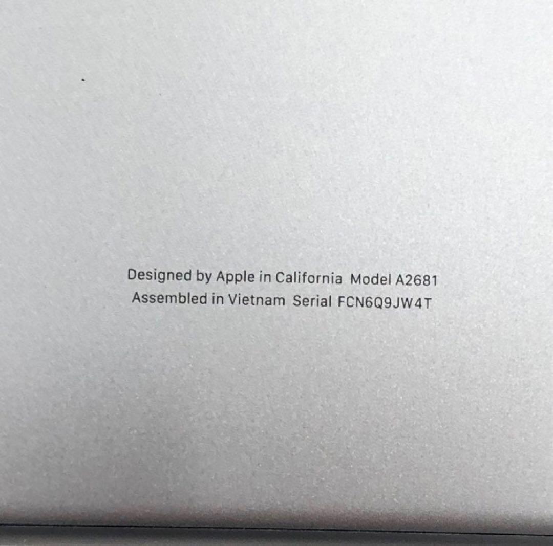 M2チップ搭載 13インチ MacBook Air 16GB SSD256GB