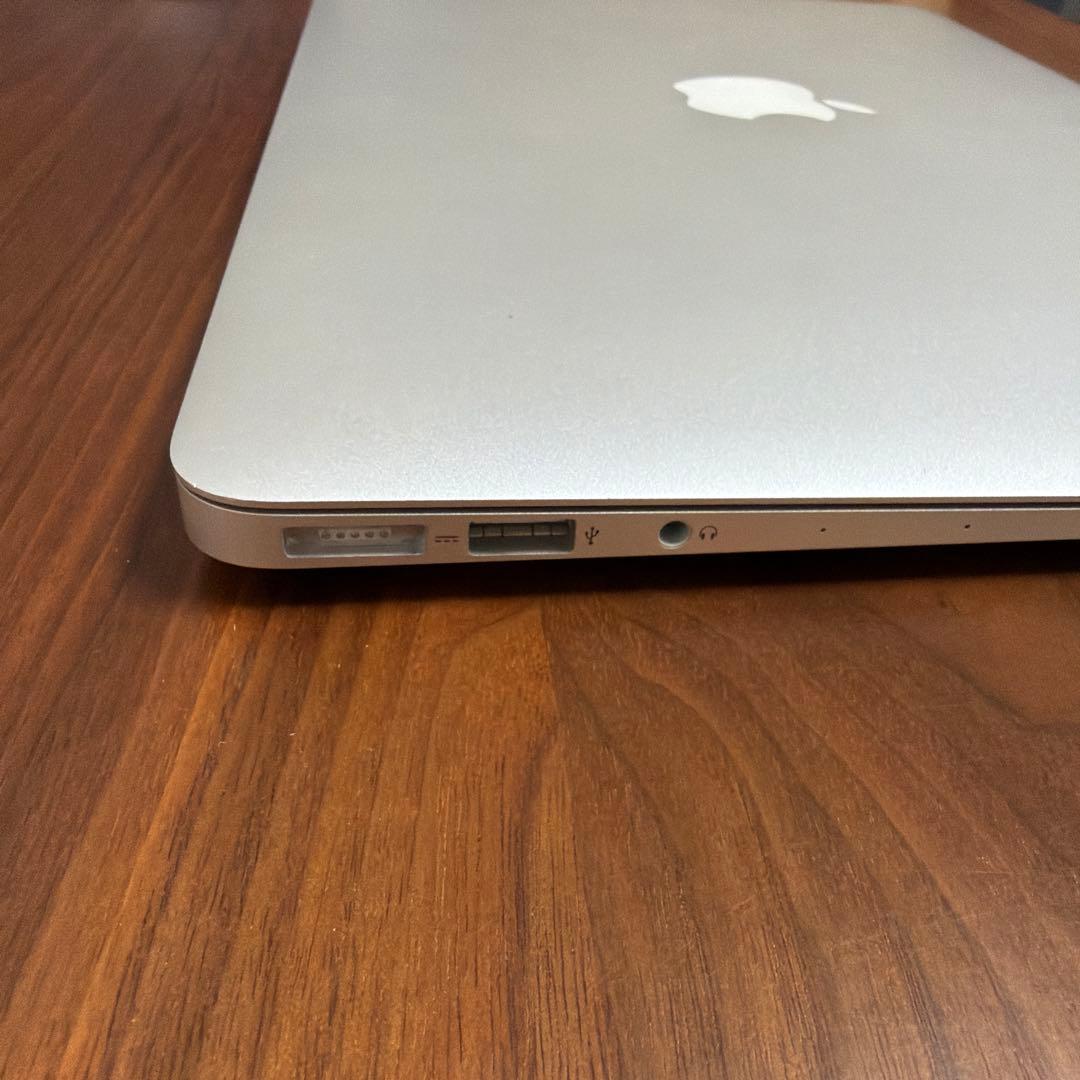 MacBook Air 13インチ Early2015 A1466