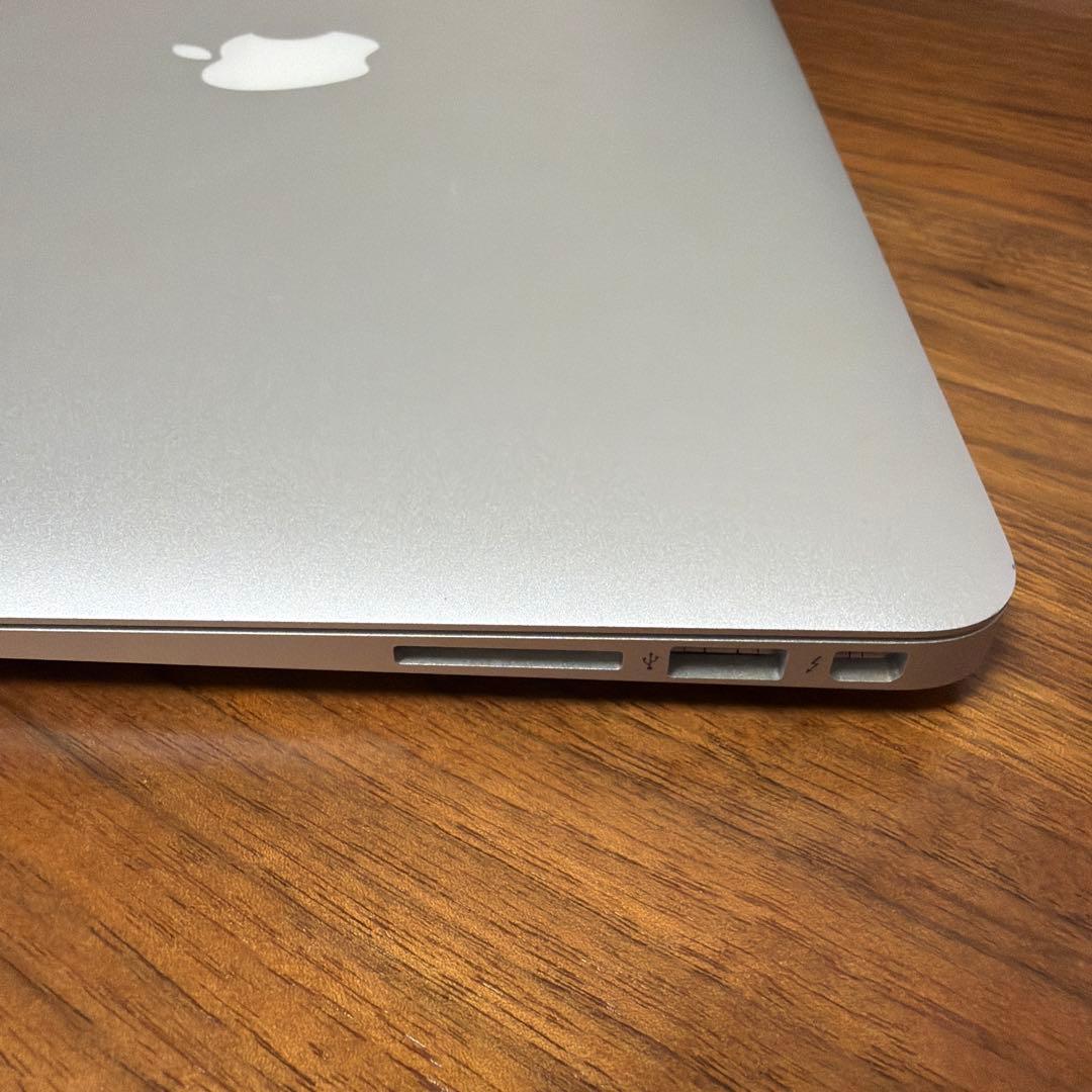 MacBook Air 13インチ Early2015 A1466