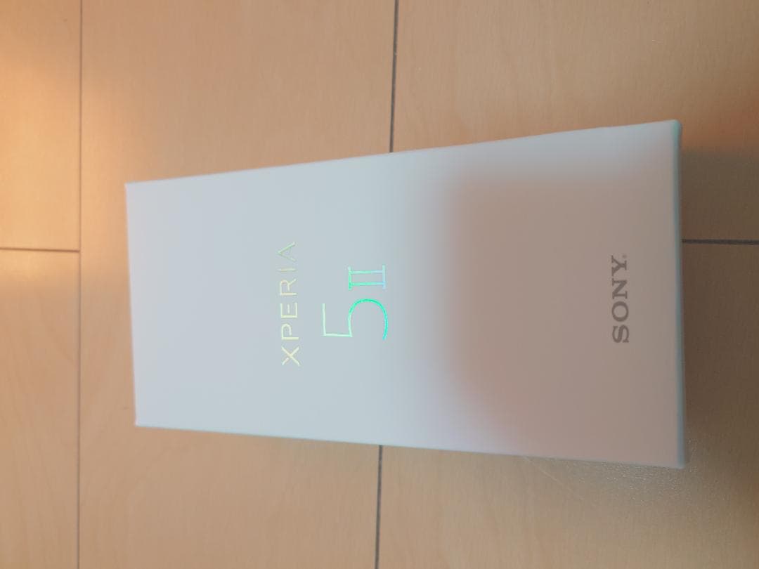 Xperia 5 II SOG02　中古