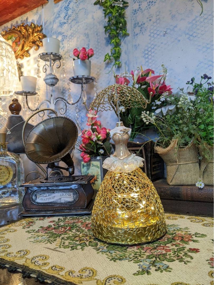 素敵に飾れるアクセサリースタンド ドレスアップトルソー 電飾付 アンティーク