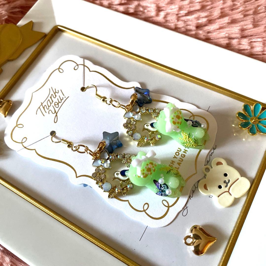 ☆蝶々とミモザが素敵な猫ちゃんピアス☆