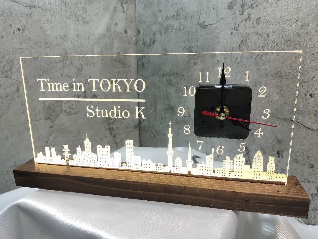 インテリアプレート/Time in TOKYO/LEDアクリルスタンド付【送込】