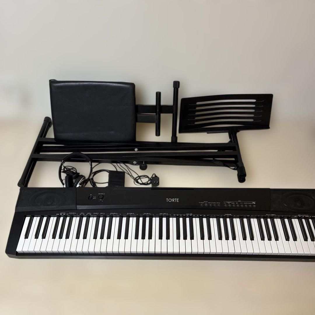 TORTE トルテ 電子ピアノ 88鍵 TDP-88 椅子 ヘッドホン　譜面台