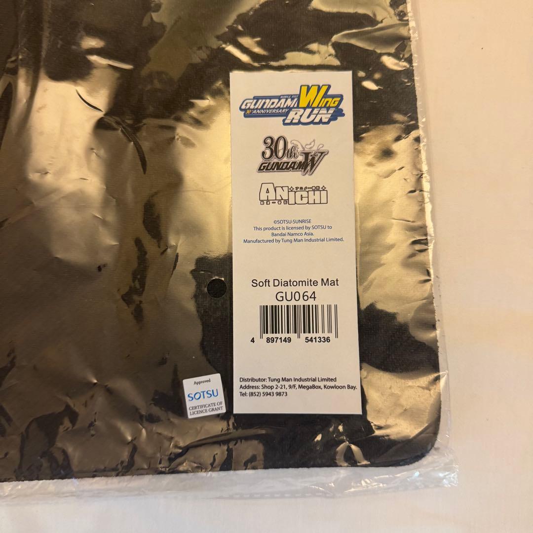 【海外限定】ガンダムウイング　30周年記念限定品　デスクマット