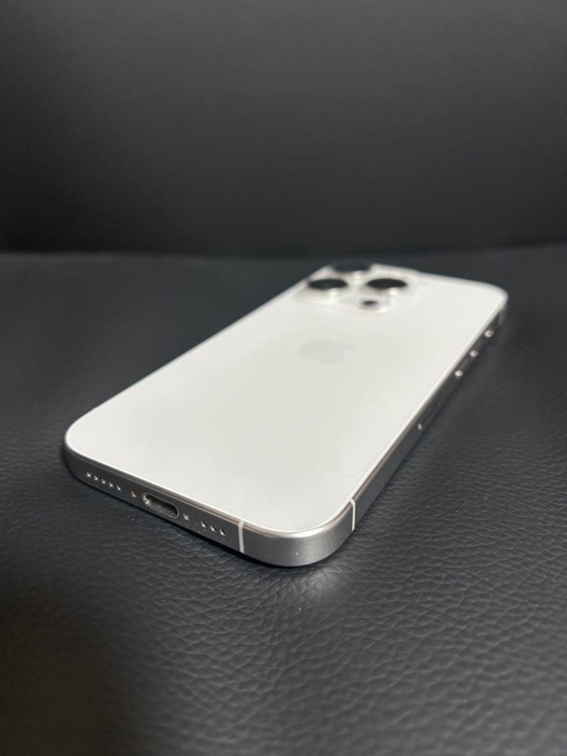 スマートフォン本体 iPhone15 Pro