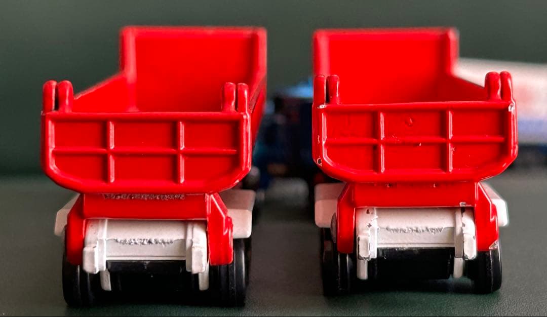 ロングトミカ ダイヤモンドレオ ダンプトレーラー 2台セット