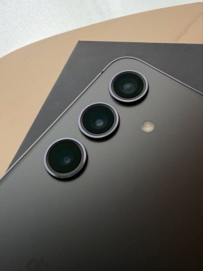 【極美品】Galaxy S24 docomo 国内版 simフリー 256gb