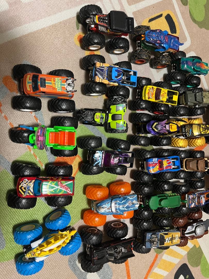 モンスタートラックミニカーセット