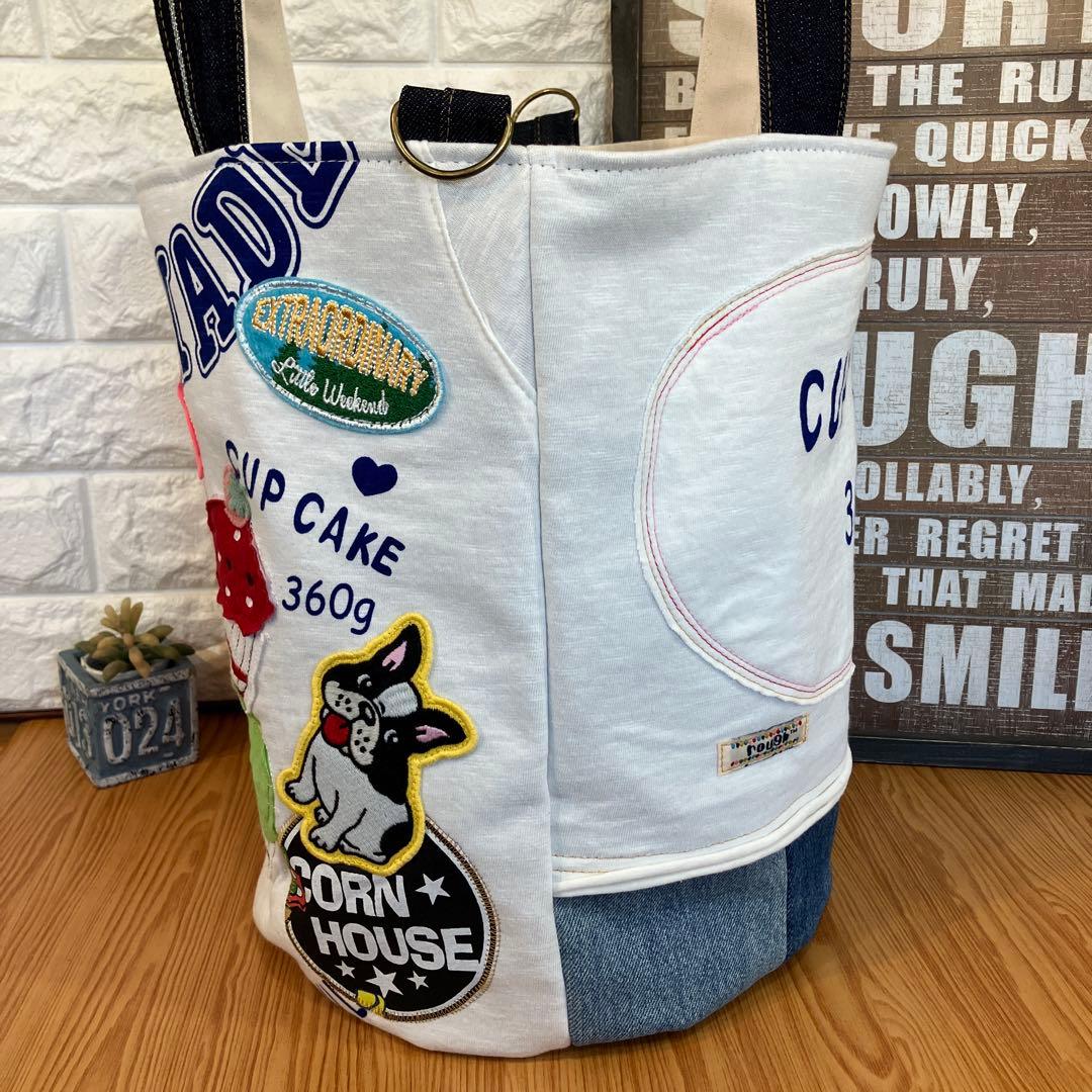 ハンドメイドバックデニムリメイクパッチワーク丸底トートバック♡スイーツとフレブル