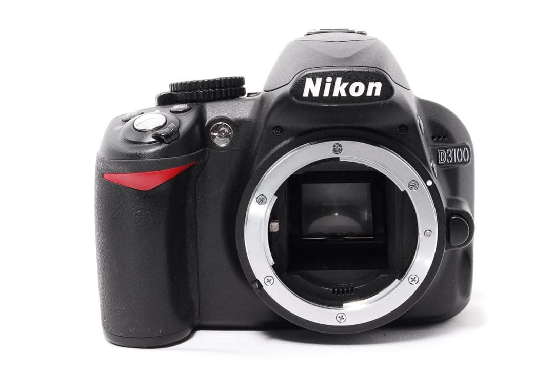 Nikon D3100◆ショット数少なめ◆一眼レフカメラ◆スマホ転送◆すぐ使える