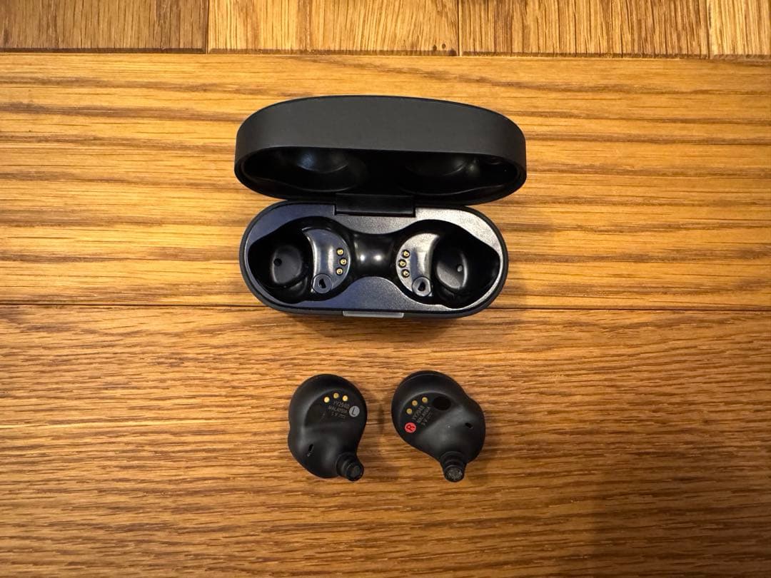 SONY ワイヤレスイヤホン　WF-1000XM4