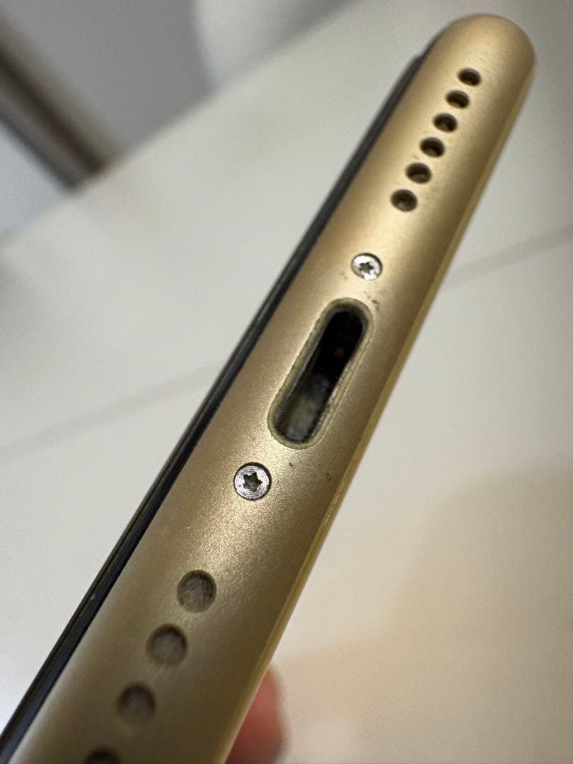 iPhone XR イエロー