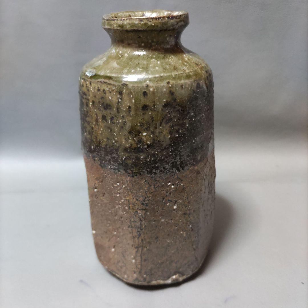 常滑焼　灰釉花入