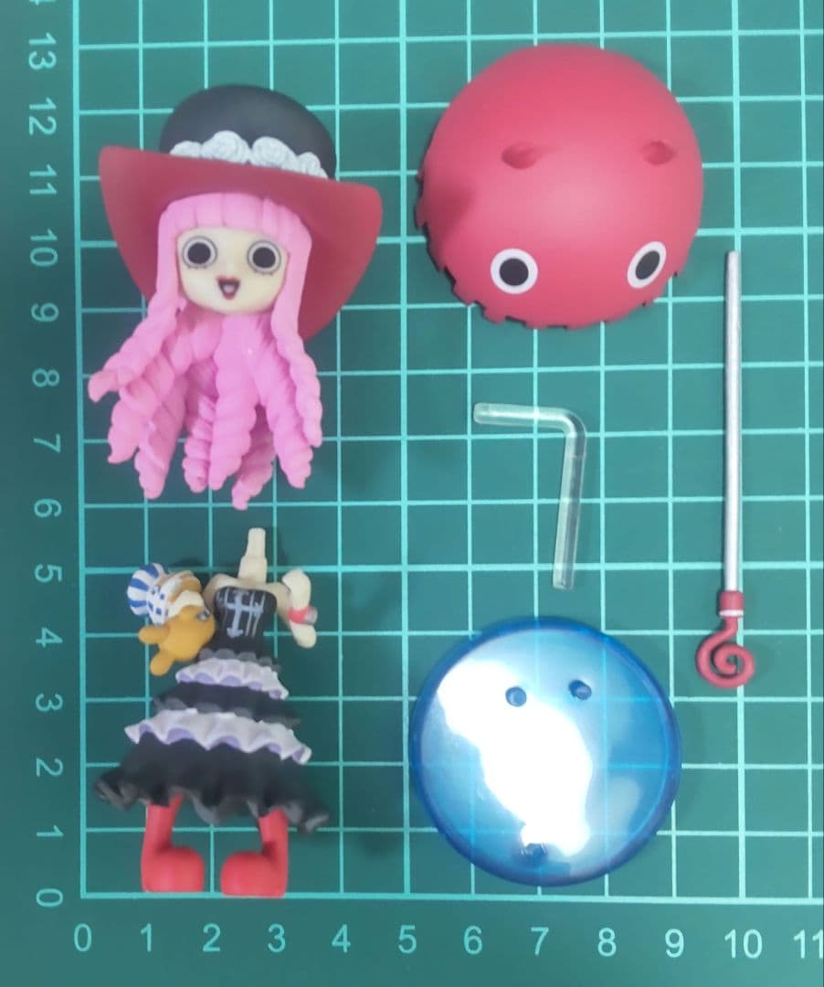 ONE PIECE 【ペローナ】 ワールドコレクタブルフィギュア vol.28