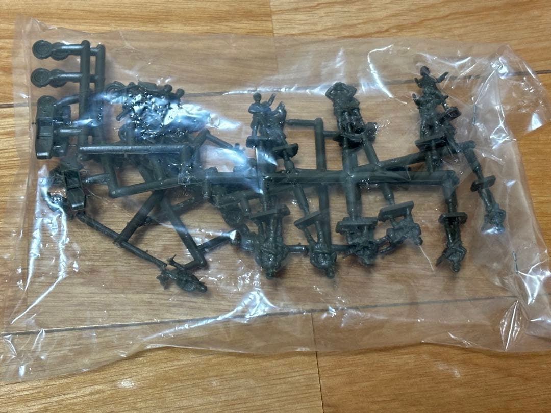 アリイ 1/72 ミリタリー秘密指令基地 シェルタータイプ 未組立 プラモデル