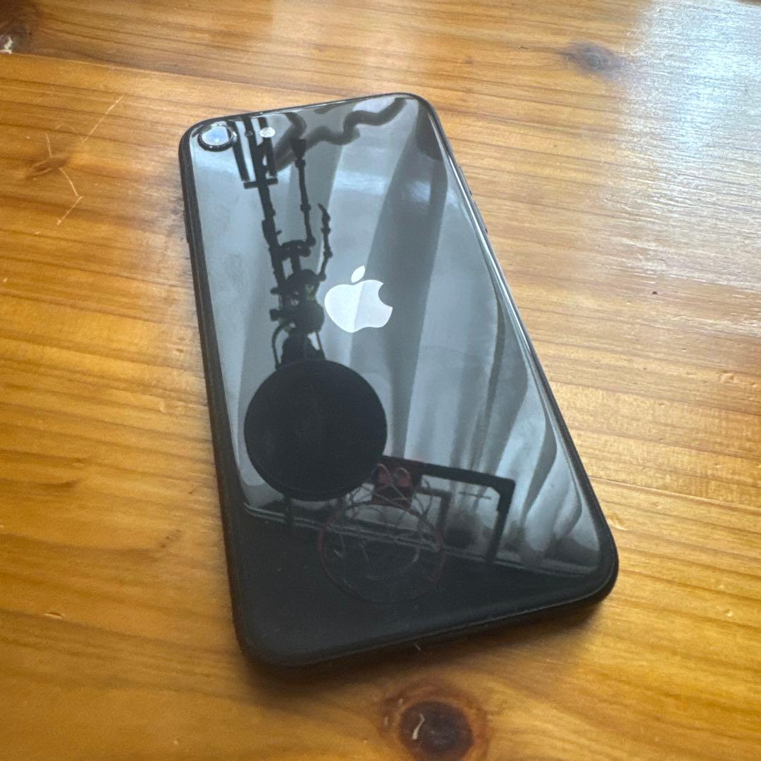 iPhoneSE第2世代 SE2 64GB SIMフリー　本体