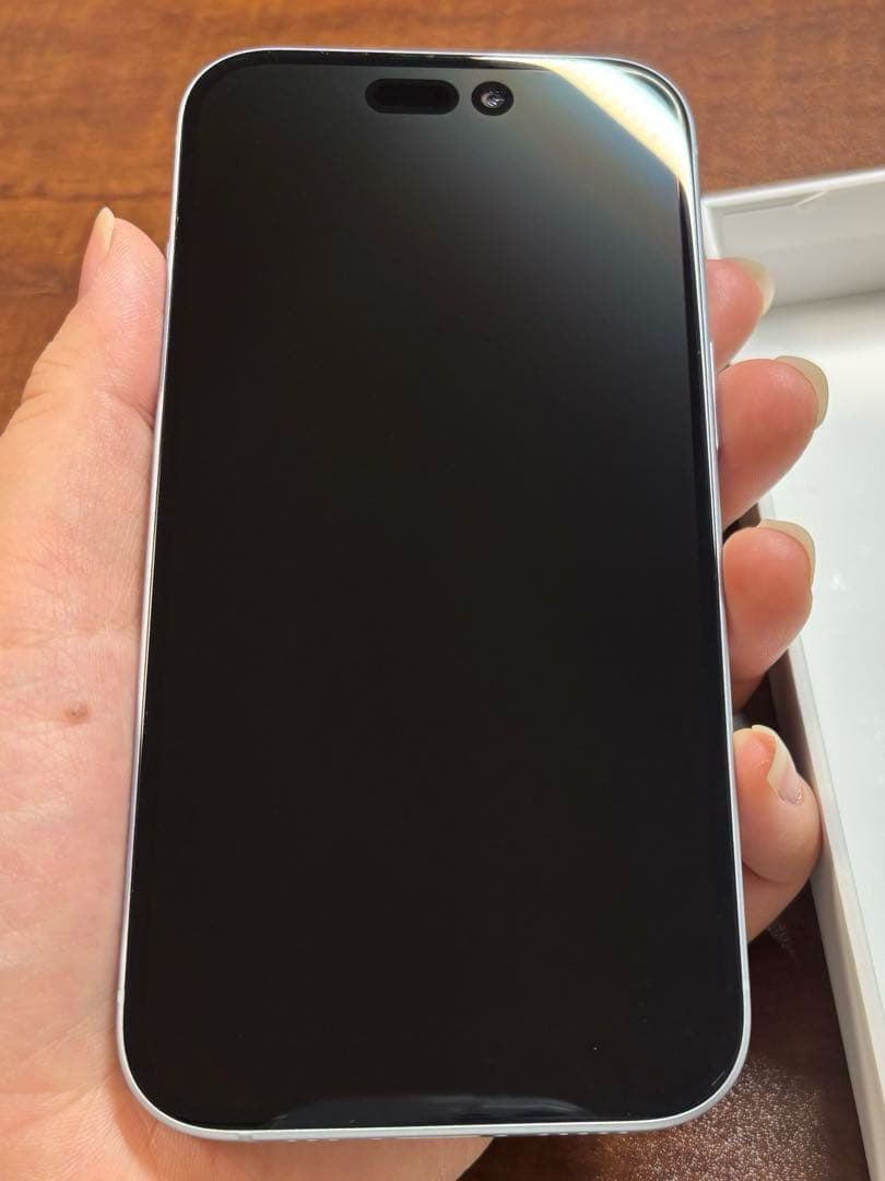 【美品】iPhone 15 ブルー SIMフリー版 128GB MTML3J/A