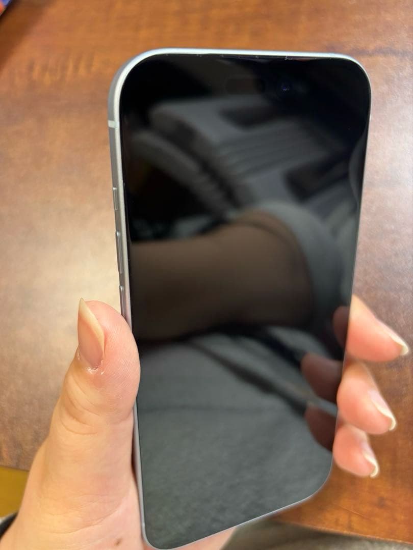 【美品】iPhone 15 ブルー SIMフリー版 128GB MTML3J/A