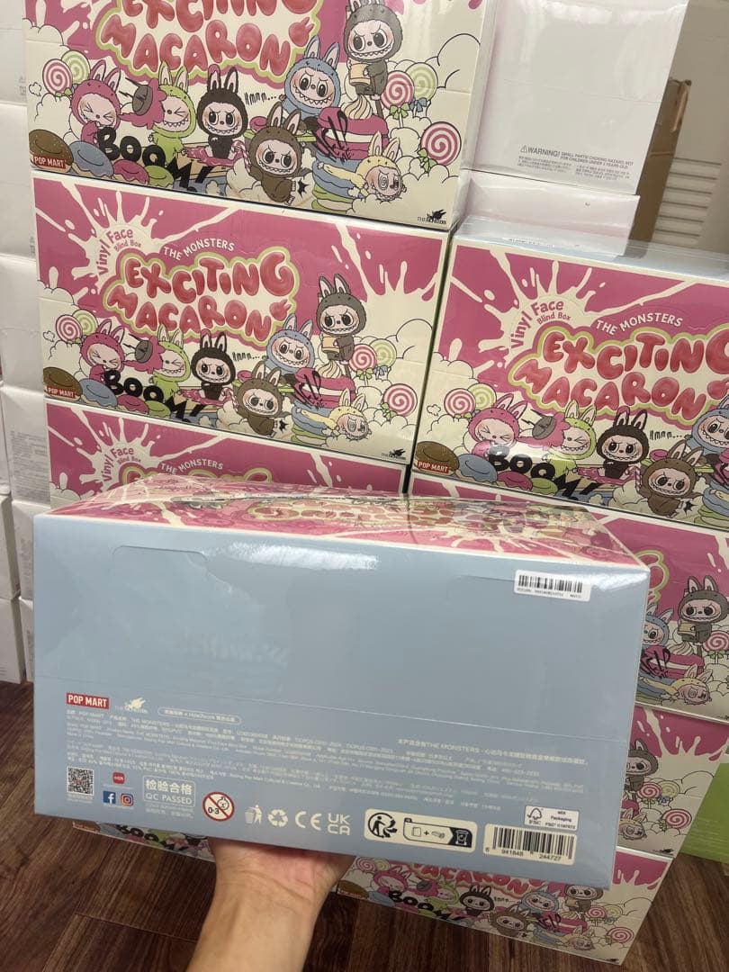 THE MONSTERS Exciting Macaron ぬいぐるみシリーズ