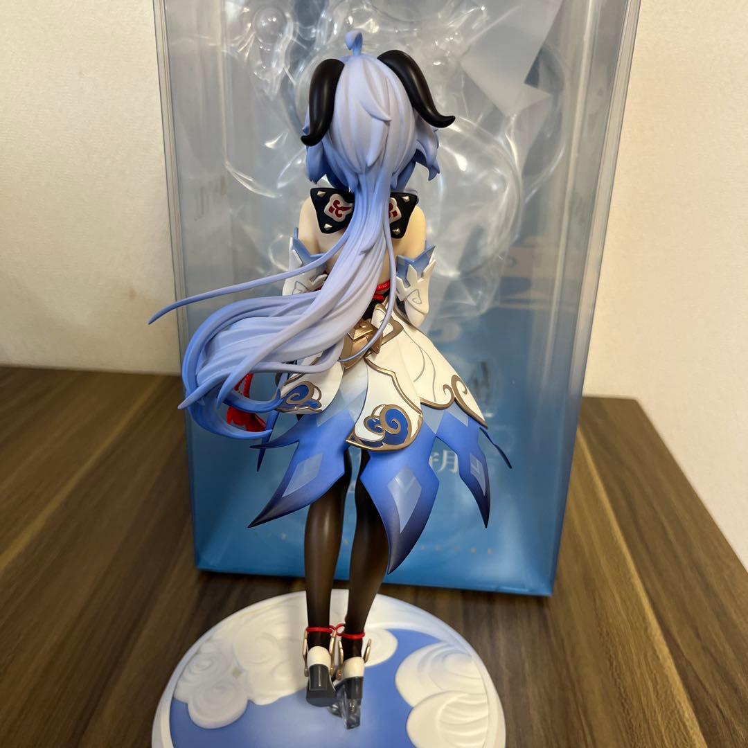 甘雨 フィギュア 循々守月 Ver. APEX 原神【開封品】