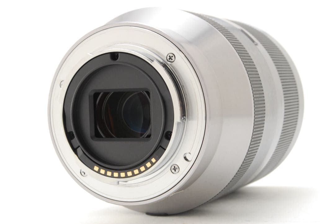 美品✨ソニー E 18-200mm OSS❤️使い勝手抜群の高倍率ズーム！