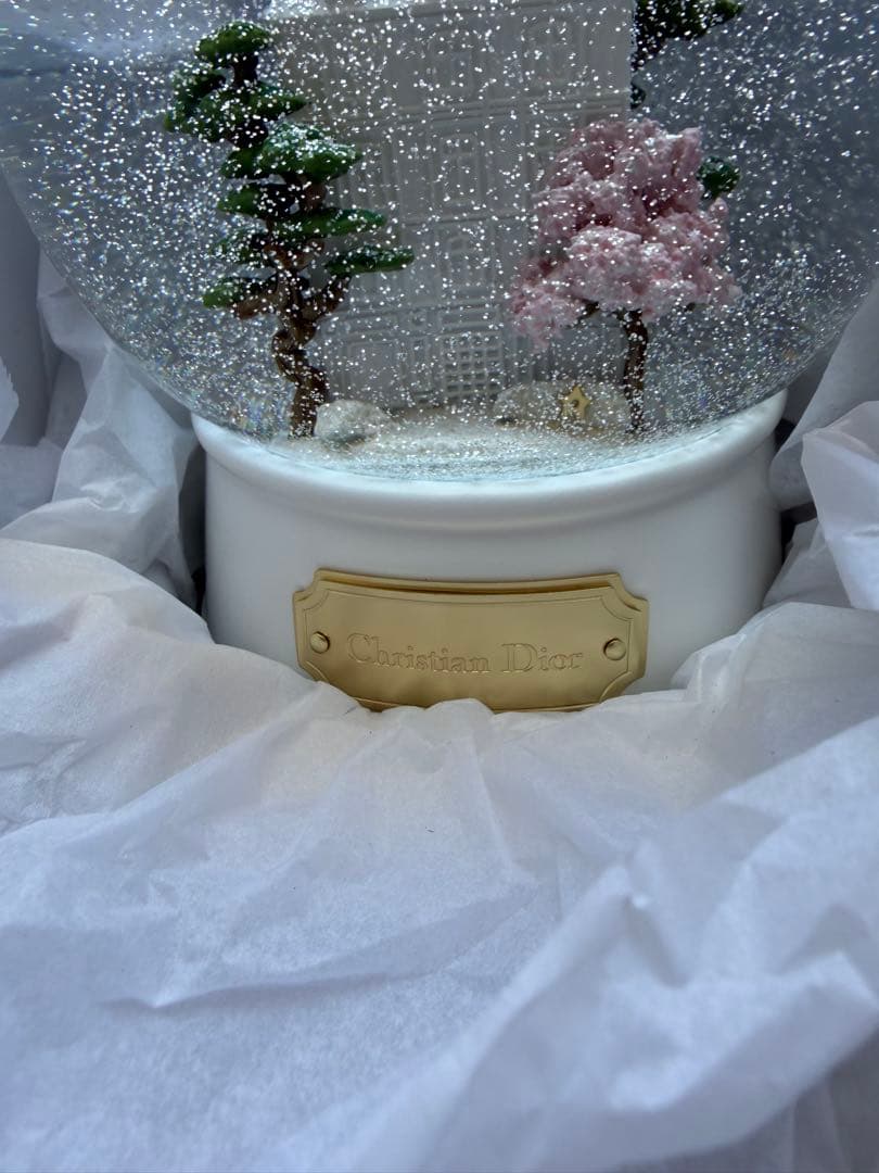 Dior スノードーム 2026 ノベルティ 未使用　代官山オープン記念