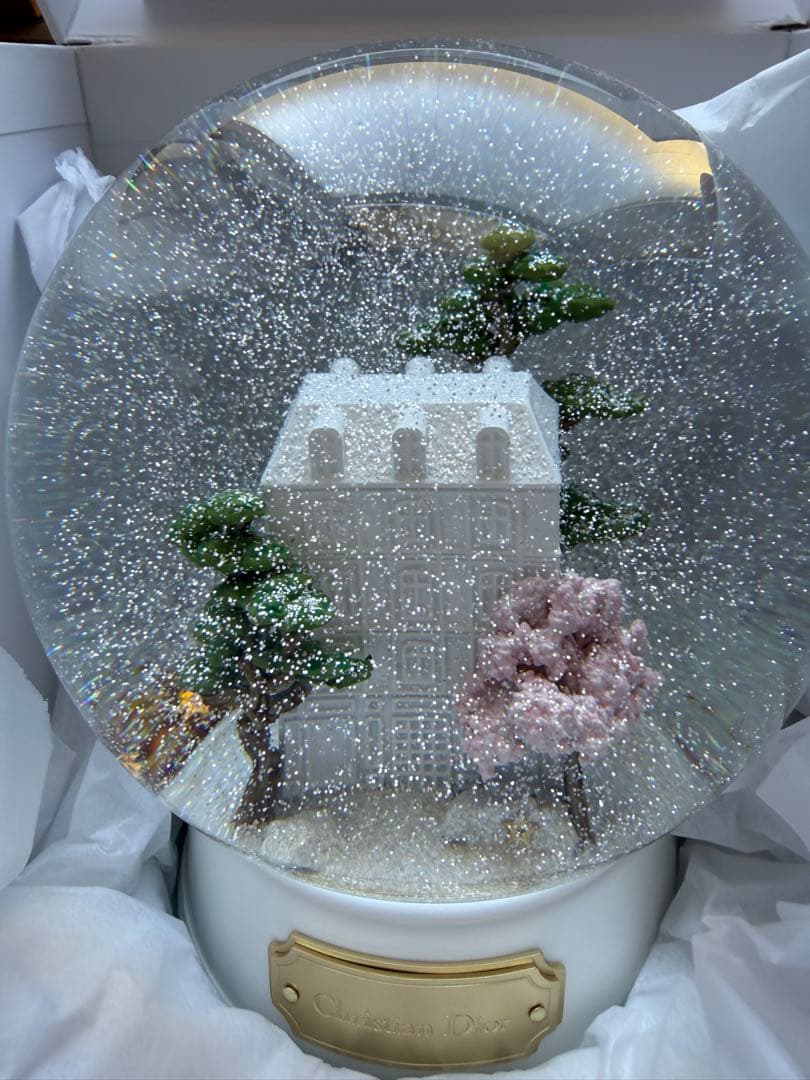 Dior スノードーム 2026 ノベルティ 未使用　代官山オープン記念