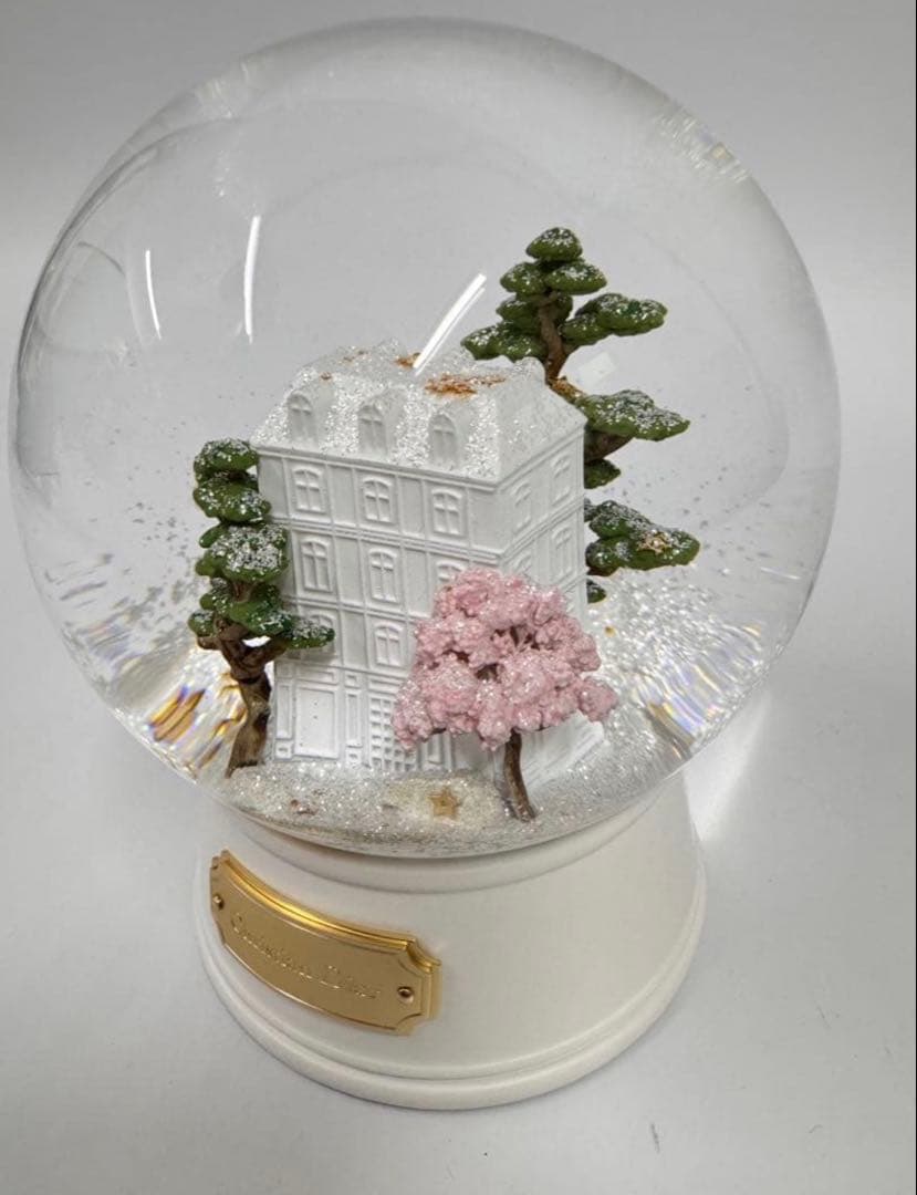 Dior スノードーム 2026 ノベルティ 未使用　代官山オープン記念