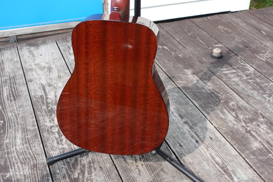 YAMAHA JR2S （トップ単板・弦高2.5mm調整済）ミニギター