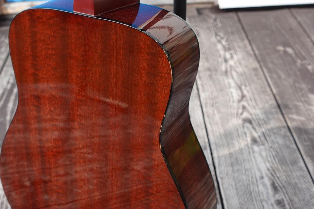 YAMAHA JR2S （トップ単板・弦高2.5mm調整済）ミニギター