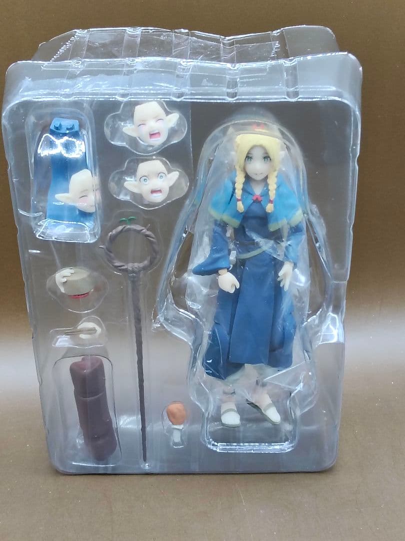 ダンジョン飯　マルシル　可動フィギュア