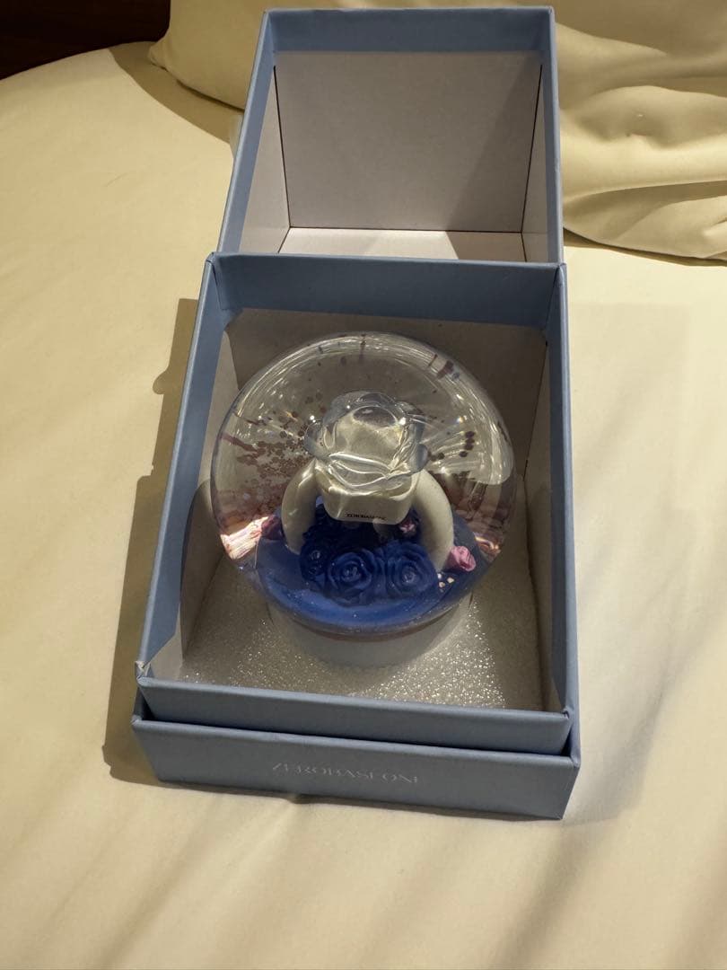 zb1 ROSE RING WATERGLOBE スノードーム