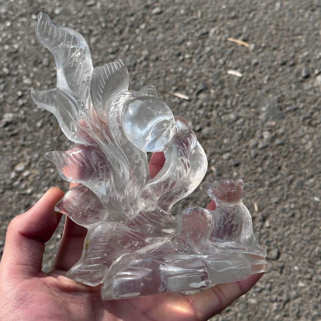 天然石水晶の九尾狐　置物　彫り物G.265