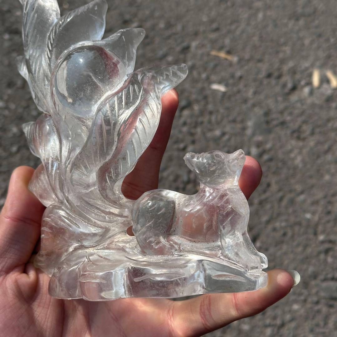 天然石水晶の九尾狐　置物　彫り物G.265