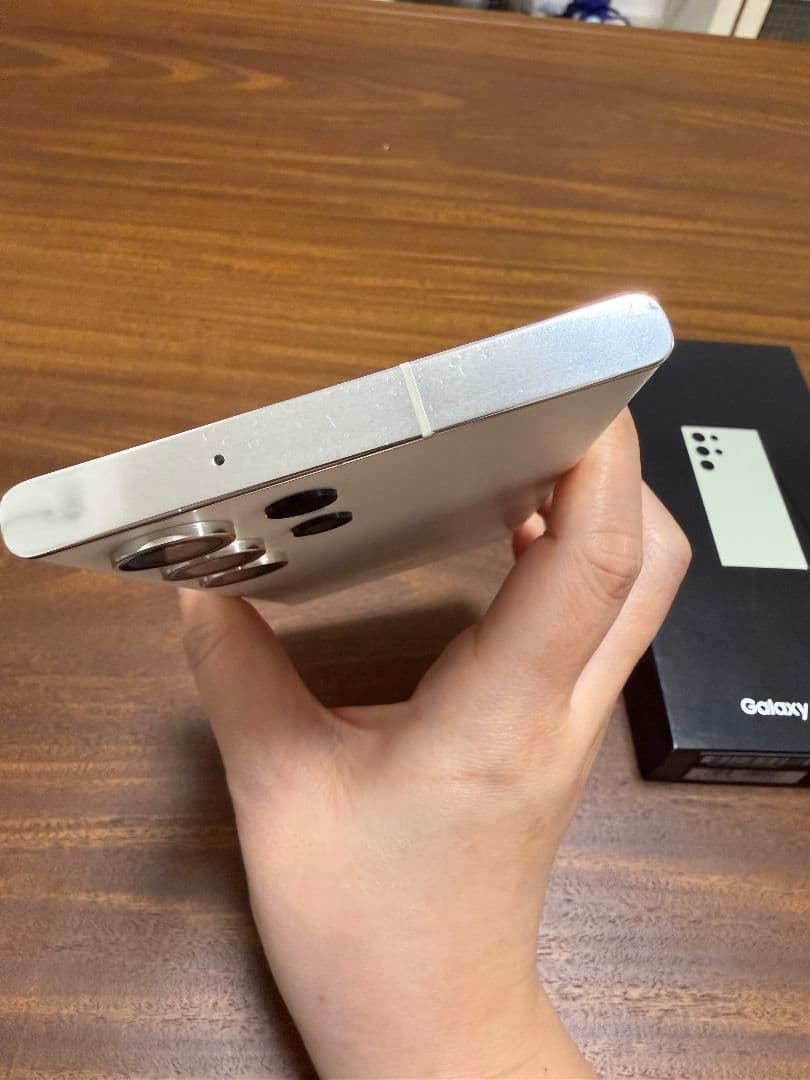 HINA Galaxy S23 Ultra 256GB/クリーム/au