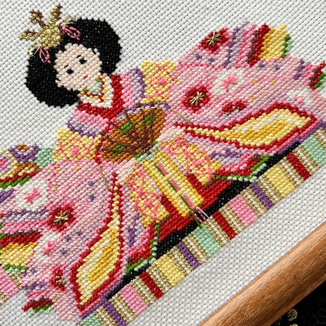 【完成品】クロスステッチ　桃の花とお雛様