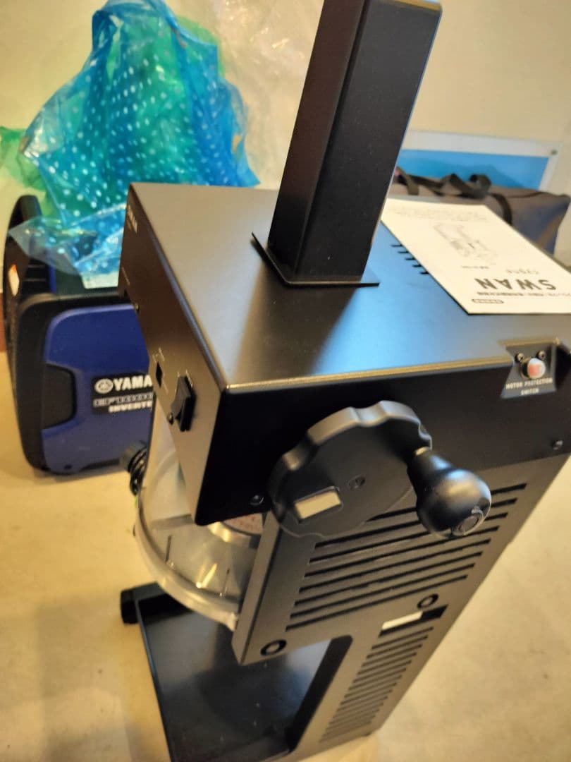 【新品・未使用品】SWAN SI-150C 電動かき氷機 ブラック Cygne