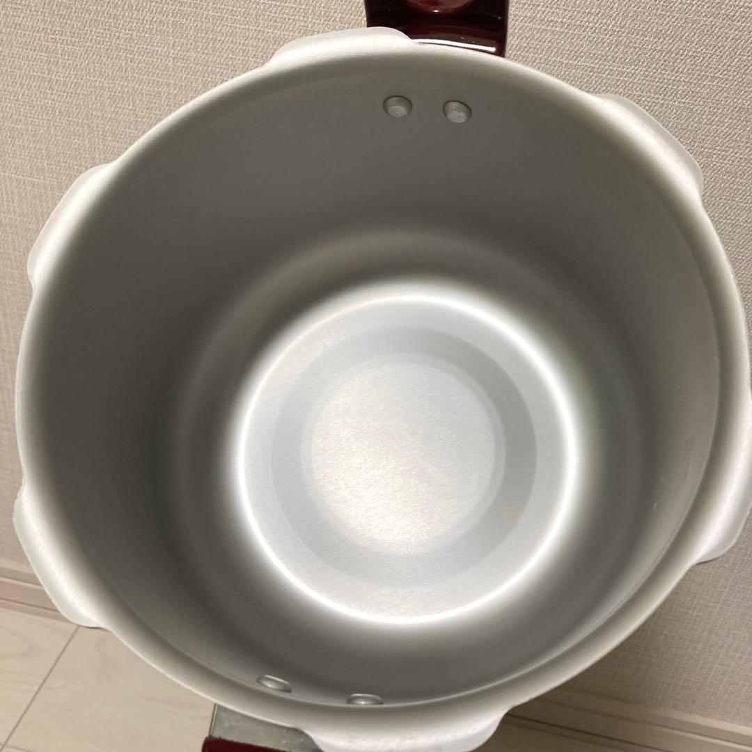 【新品未使用】理研　圧力鍋　こなべちゃん　RM1-30