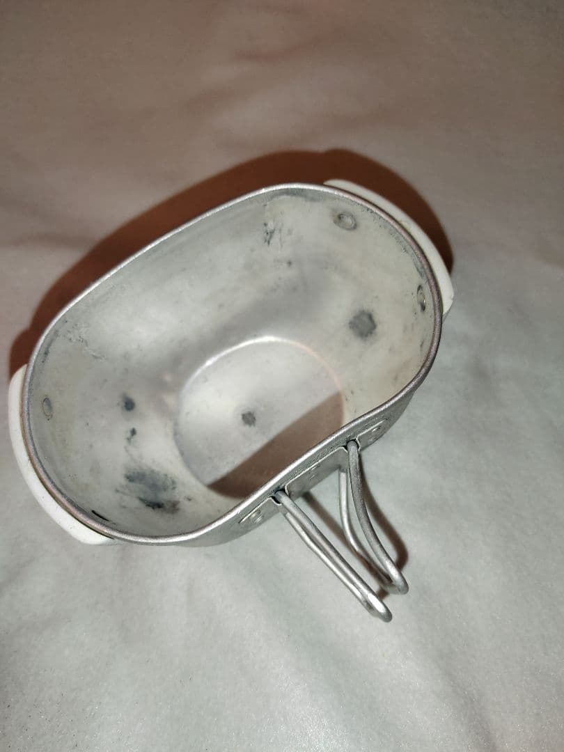 西ドイツ軍　BGS 国境警備隊　水筒　BGS刻印　ドイツ軍 キャンティーン