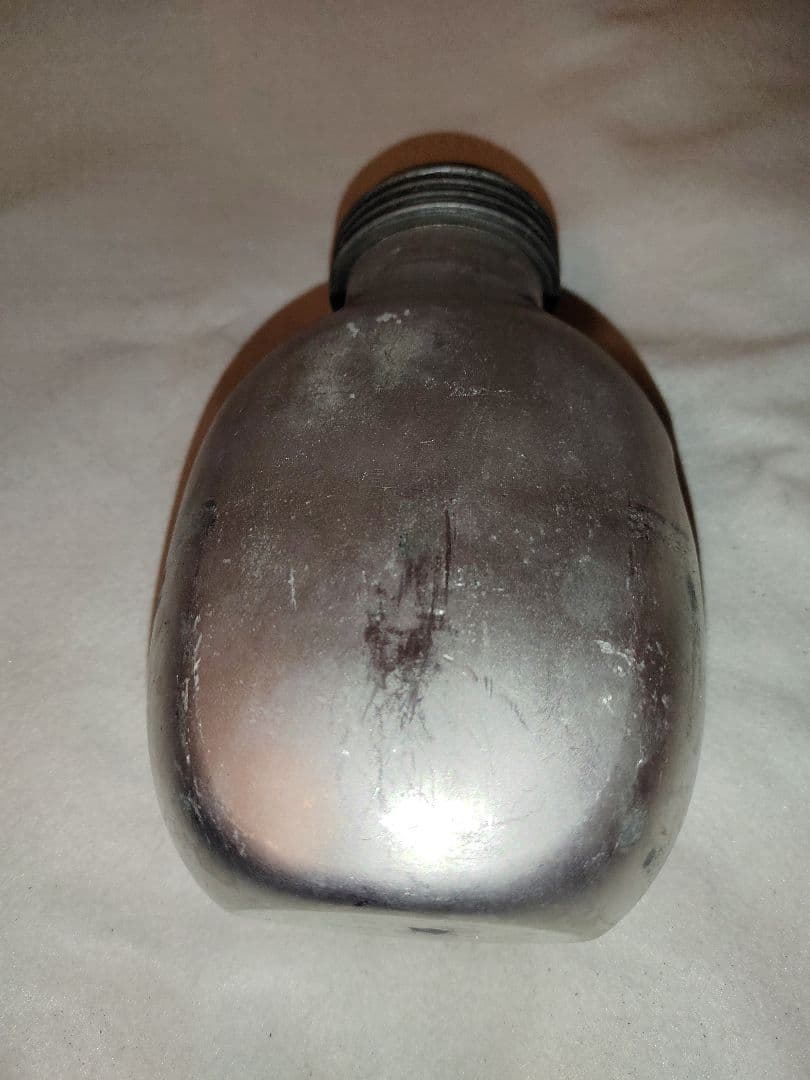 西ドイツ軍　BGS 国境警備隊　水筒　BGS刻印　ドイツ軍 キャンティーン