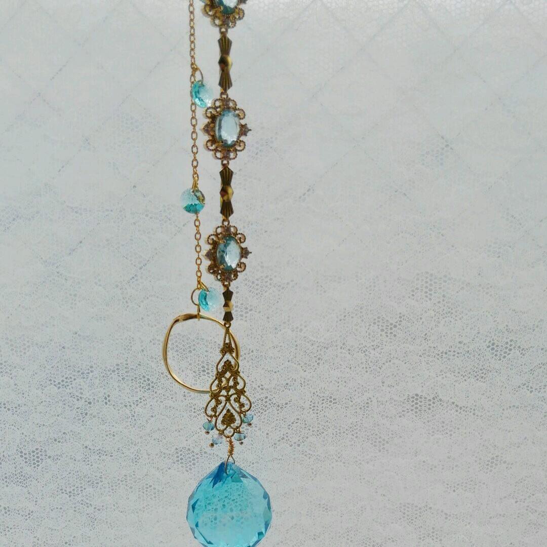 サンキャッチャー♡ハンドメイド「アイスブルー♡スワロ入り✧︎」