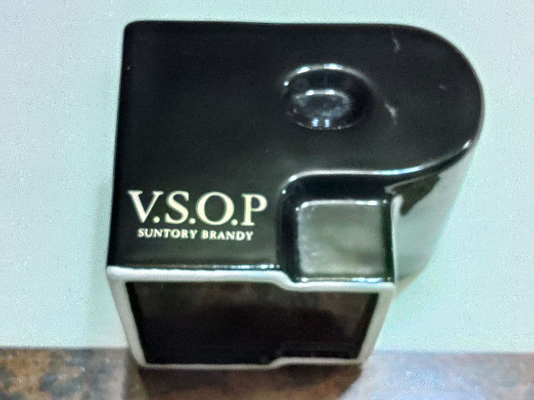 サントリー　ブランデーVSOP　ノベルティ　陶器製小物入れ　かわいい　当時物