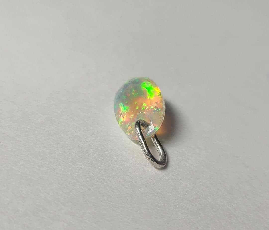 銀河のような遊色!★プレシャスオパールペンダントトッププラチナ★